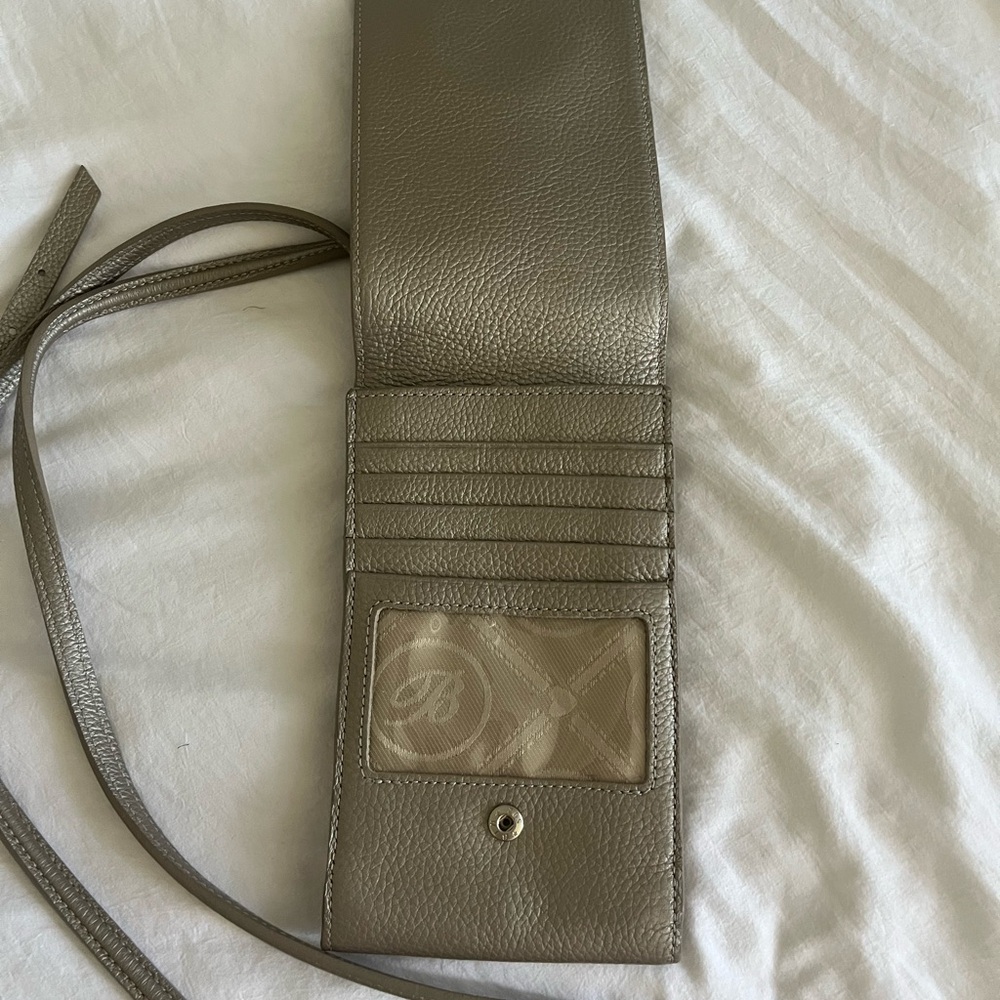 Silver Leather Wallet with Card Slots